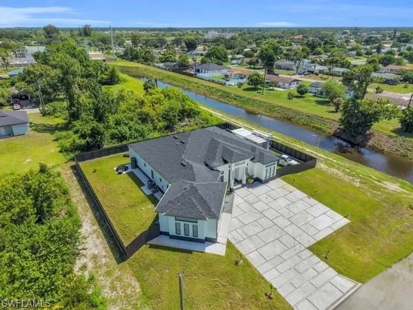 2500 2nd St Sw, Lehigh Acres, Florida 33976