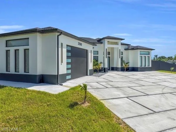 2500 2nd St Sw, Lehigh Acres, Florida 33976
