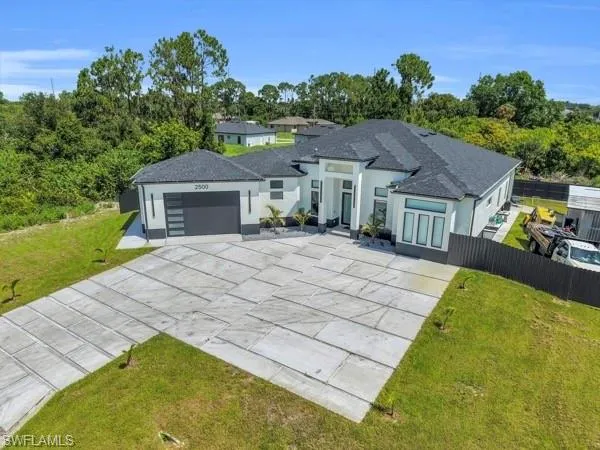 2500 2nd St Sw, Lehigh Acres, Florida 33976