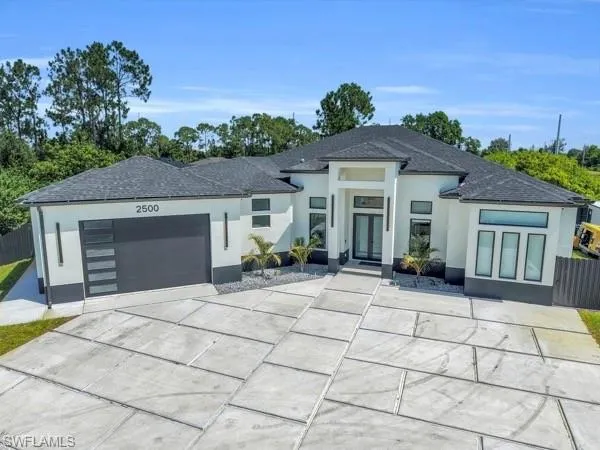 2500 2nd St Sw, Lehigh Acres, Florida 33976