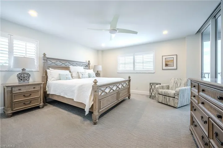 1919  GULF SHORE N BLVD, Naples, FL 34102