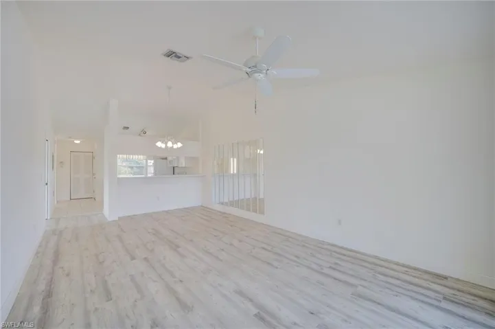 5709 Foxlake Dr 208, North Fort Myers, Florida 33917