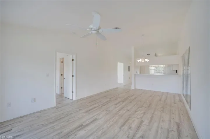 5709 Foxlake Dr 208, North Fort Myers, Florida 33917