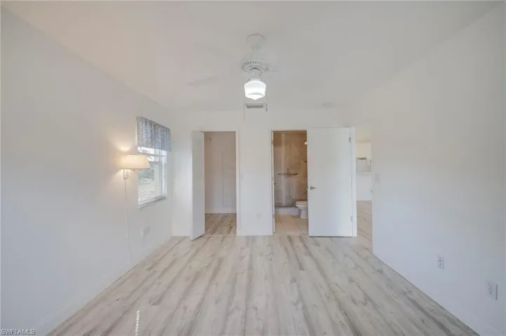 5709 Foxlake Dr 208, North Fort Myers, Florida 33917