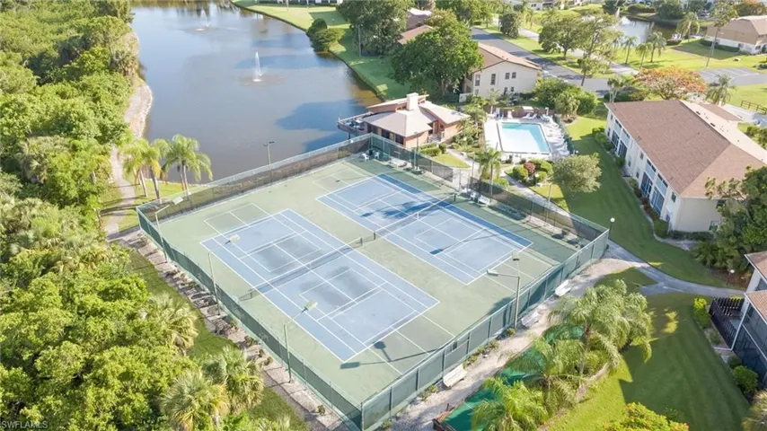 5709 Foxlake Dr 208, North Fort Myers, Florida 33917