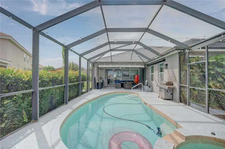 2831 Via Piazza Loop, Fort Myers, Florida 33905