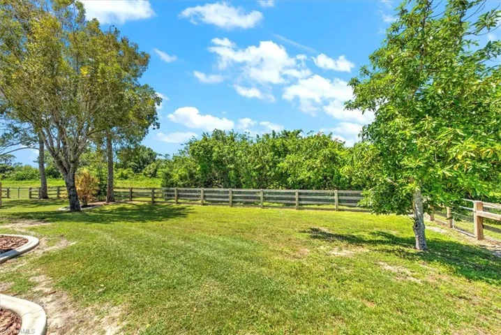 6039  Higgins  AVE, Fort Myers, FL 33905