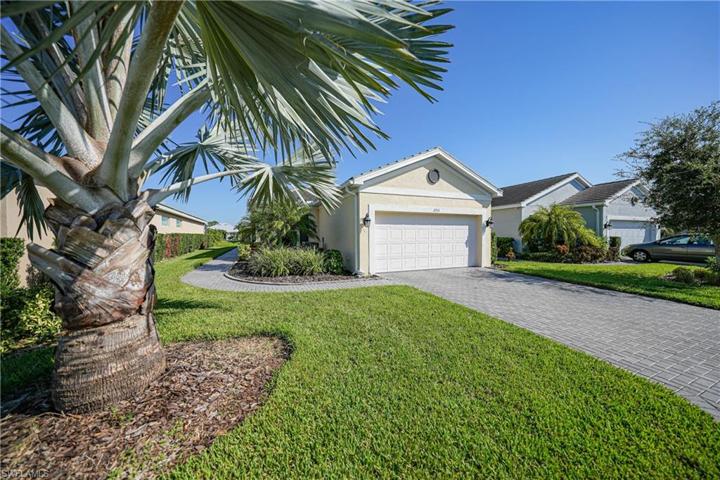 2713  Vareo  CT, CAPE CORAL, FL 33991