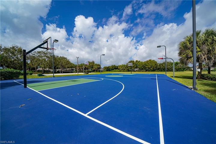 2713  Vareo  CT, CAPE CORAL, FL 33991