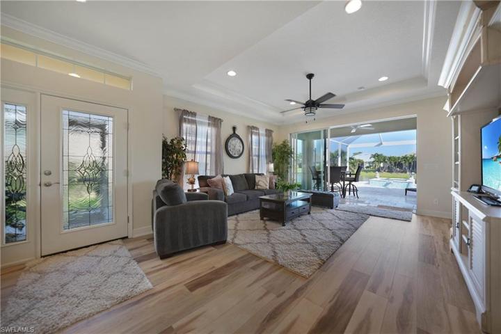 2713  Vareo  CT, CAPE CORAL, FL 33991