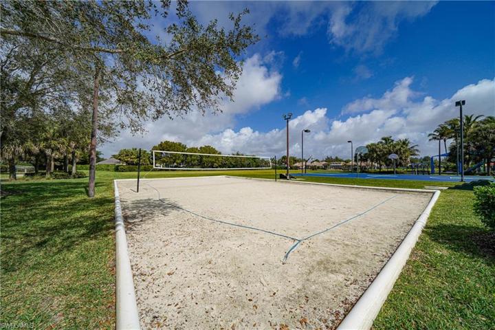 2713  Vareo  CT, CAPE CORAL, FL 33991