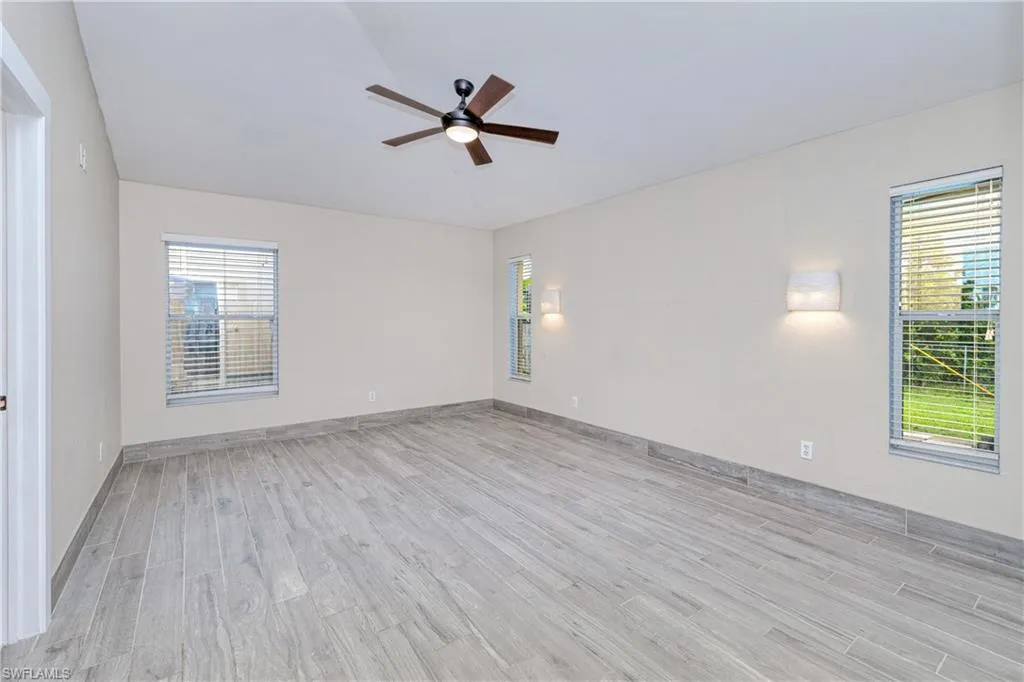 9155 Aster RD, Fort Myers, FL 33967,225063080