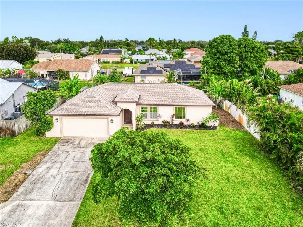 9155 Aster RD, Fort Myers, FL 33967,225063080