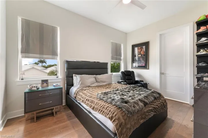 158 Cambria Ln, Naples, Florida 34112
