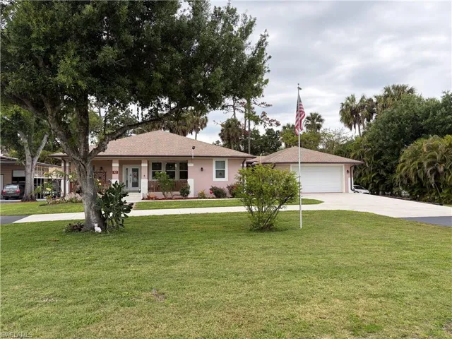 92 Evergreen Rd, North Fort Myers, Florida 33903