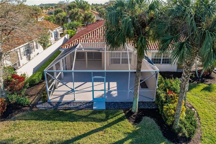 5041  Ventura  CT, Naples, FL 34109