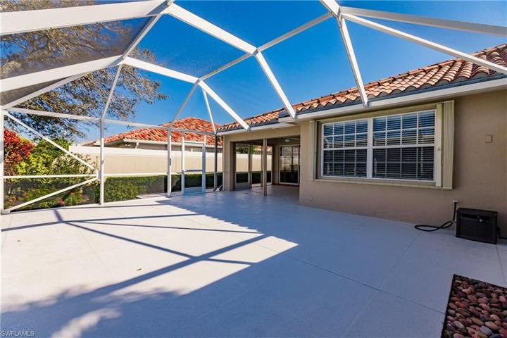 5041  Ventura  CT, Naples, FL 34109