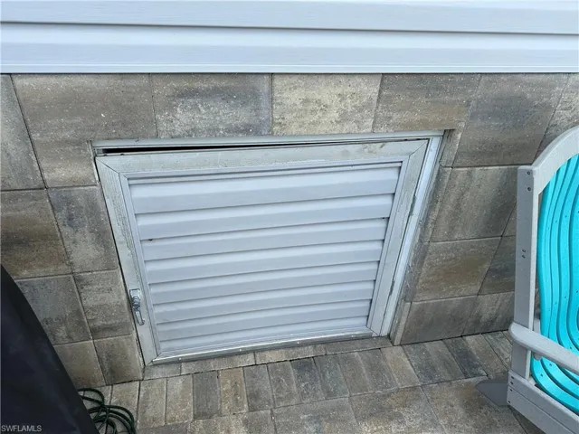 Access to storage area