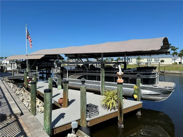 10,000 boat lift