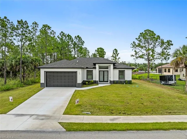 103 6th St, Lehigh Acres, Florida 33972