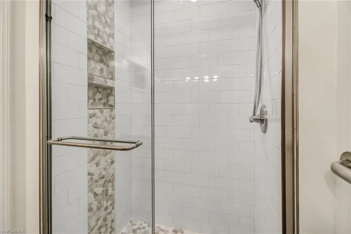 4041  Gulf Shore N BLVD, Naples, FL 34103