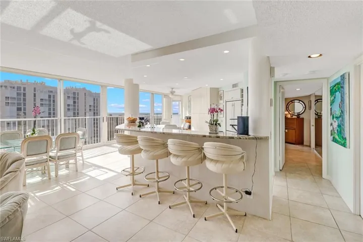4041  Gulf Shore N BLVD, Naples, FL 34103