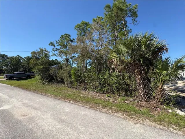 507 Keller St E, Lehigh Acres, Florida 33974