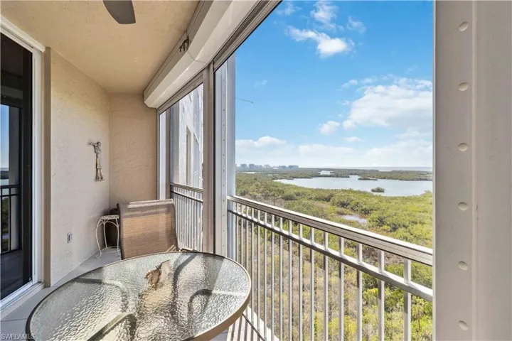 1001  Arbor Lake  DR, Naples, FL 34110