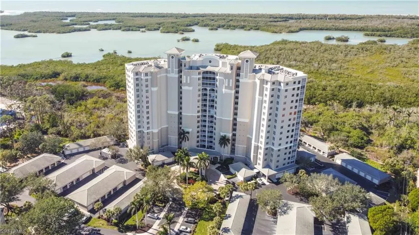 1001  Arbor Lake  DR, Naples, FL 34110