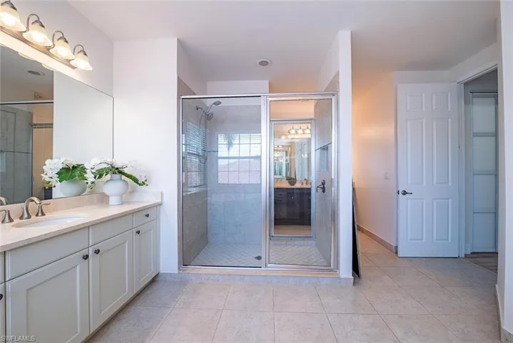 3094 Hudson Ter, Naples, Florida 34119