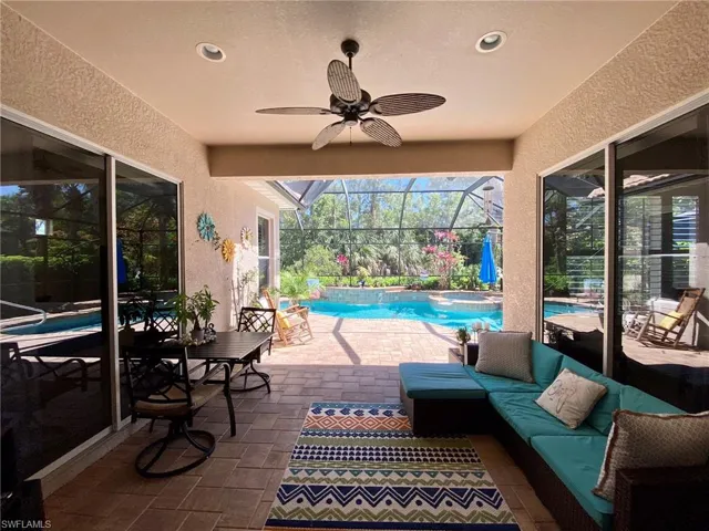 Covered lanai area