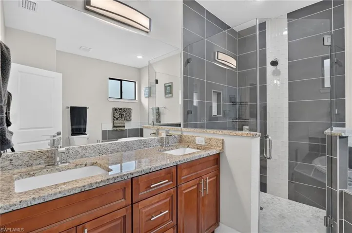 307 Gleason Pkwy, Cape Coral, Florida 33914