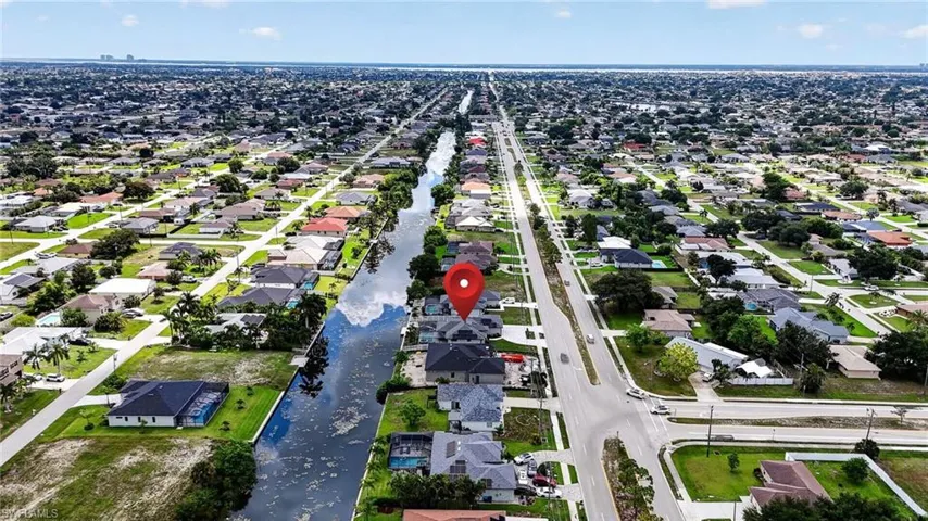 307 Gleason Pkwy, Cape Coral, Florida 33914