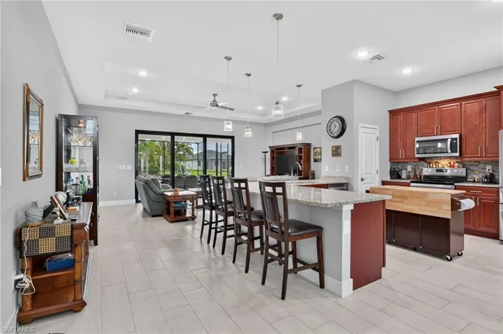 307 Gleason Pkwy, Cape Coral, Florida 33914