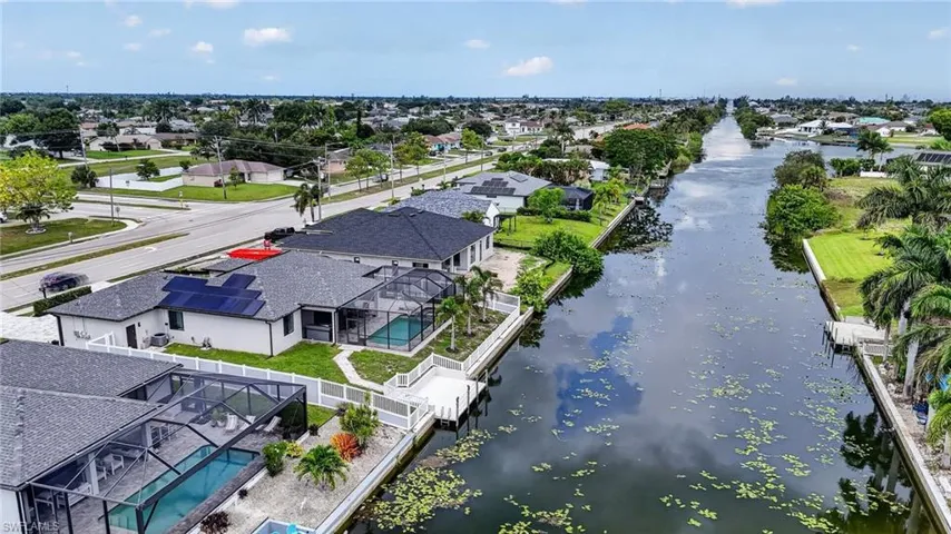 307 Gleason Pkwy, Cape Coral, Florida 33914