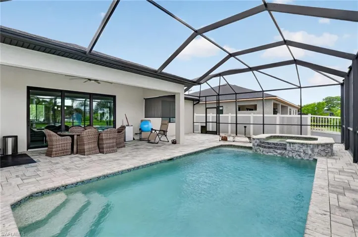 307 Gleason Pkwy, Cape Coral, Florida 33914