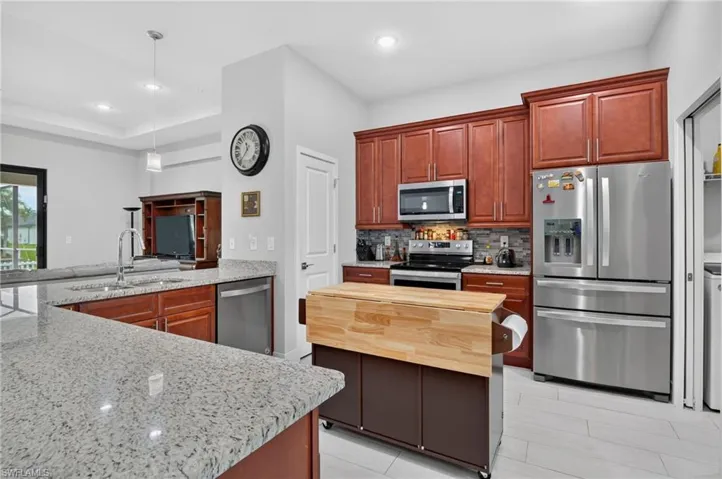 307 Gleason Pkwy, Cape Coral, Florida 33914