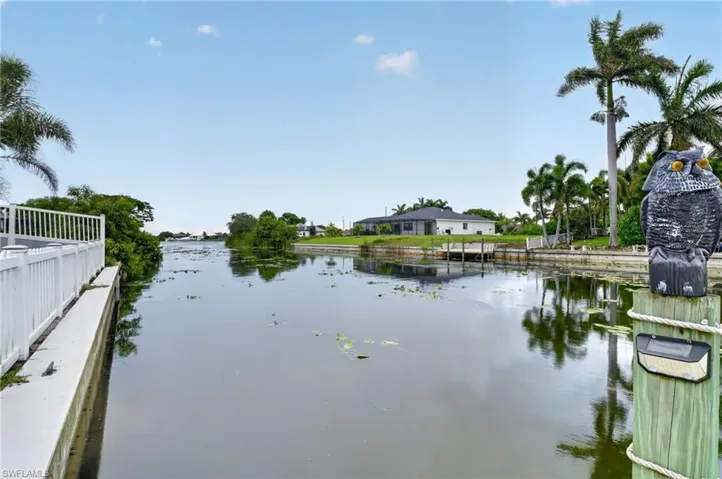 307 Gleason Pkwy, Cape Coral, Florida 33914