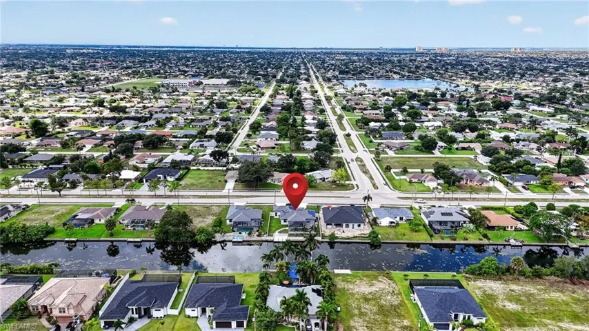 307 Gleason Pkwy, Cape Coral, Florida 33914