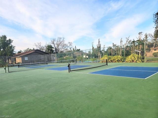 Community Pickleball Courts
