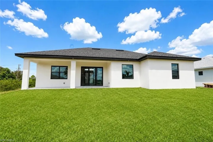 2710 58th St W, Lehigh Acres, Florida 33971