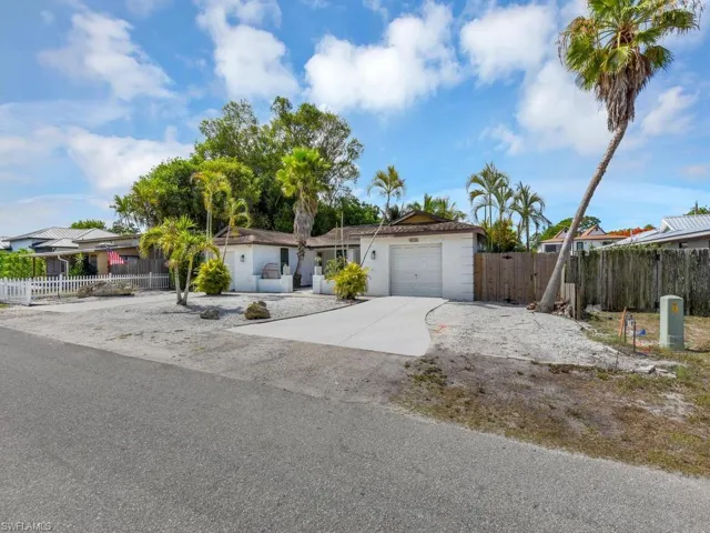 9012 Carolina St, Bonita Springs, Florida 34135