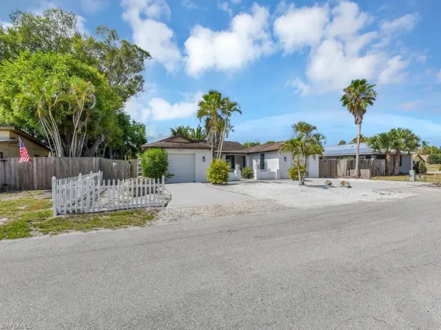 9012 Carolina St, Bonita Springs, Florida 34135