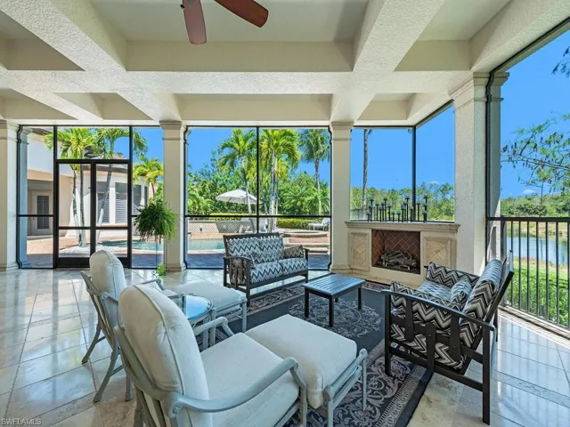 Expansive covered lanai w/ fireplace