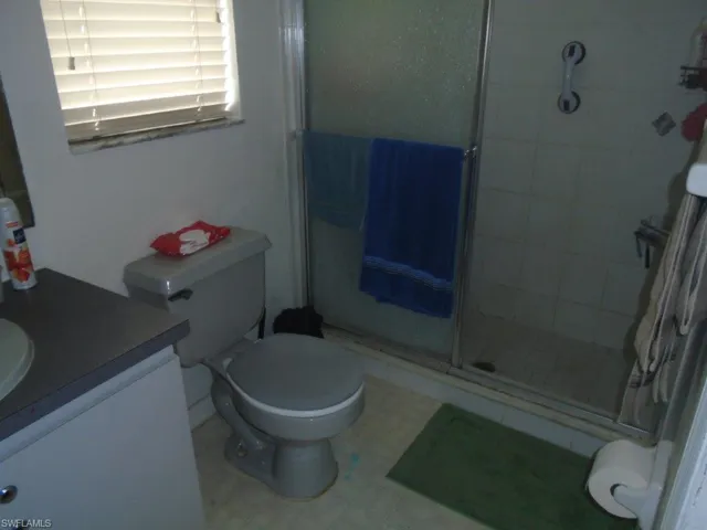 1815 NW 13th  ST, Cape Coral, FL 33993