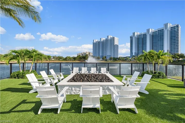 13925 Old Coast Rd 1104, Naples, Florida 34110