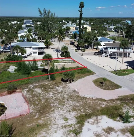 Aerial view of 111 Anchorage Street featuring property boundaries highlighted.