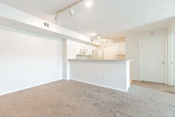 1810  Florida Club  CIR, Naples, FL 34112