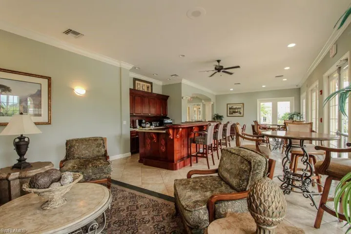 1810  Florida Club  CIR, Naples, FL 34112