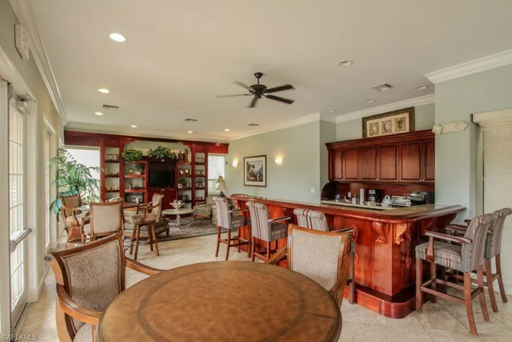 1810  Florida Club  CIR, Naples, FL 34112